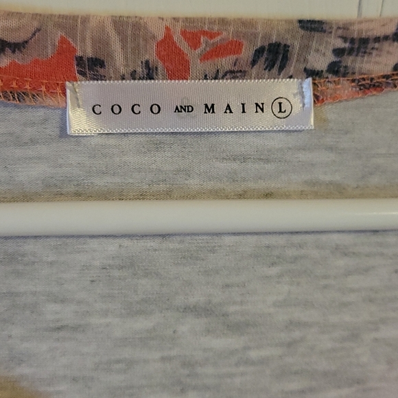 Womens size L top - Picture 2 of 4